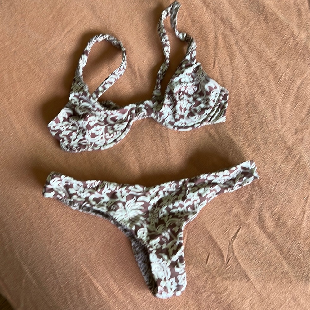 Acacia two piece suit